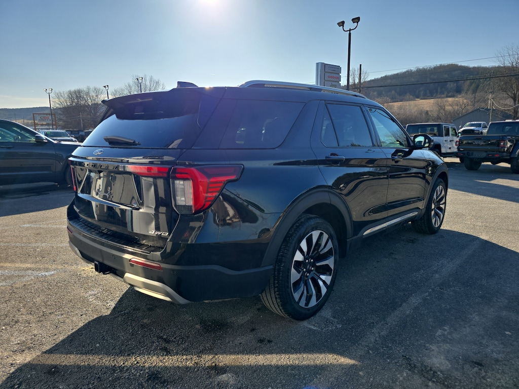 Used 2025 Ford Explorer Platinum SUV