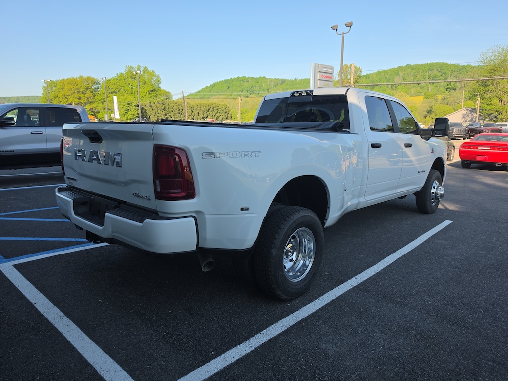 Used 2025 Ram 3500 Big Horn Truck Crew Cab