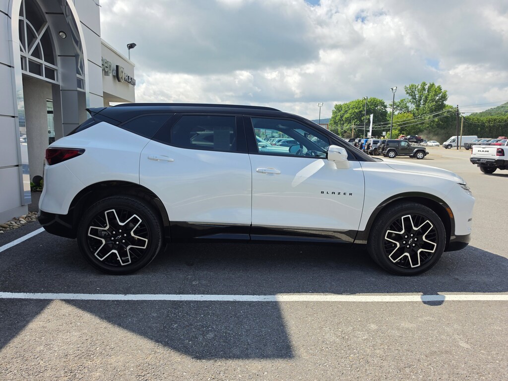 Used 2023 Chevrolet Blazer RS SUV