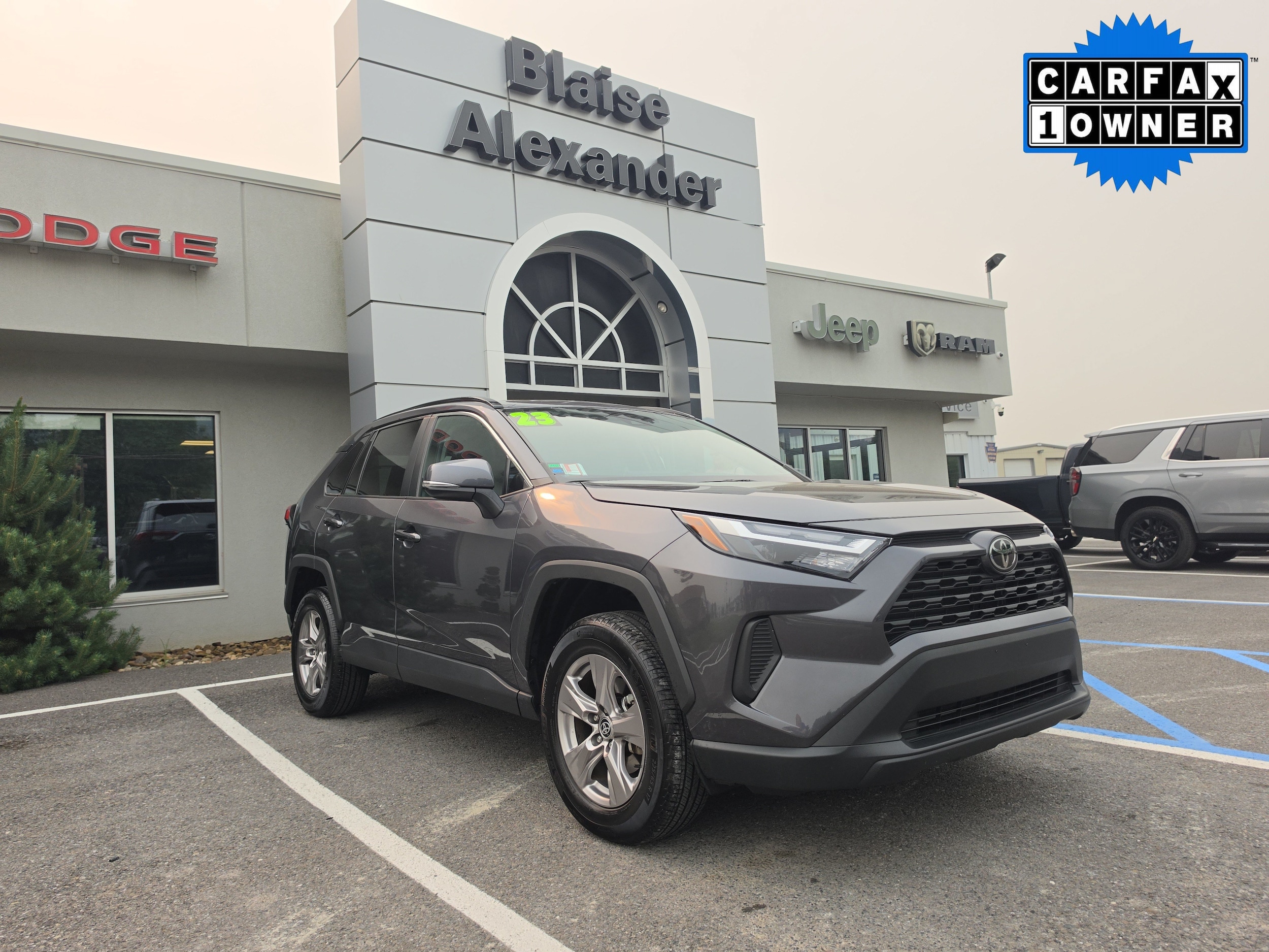 2023 Toyota RAV4 XLE