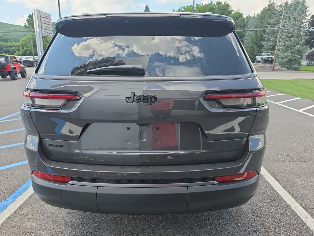 New 2026 Jeep Grand Cherokee L LAREDO ALTITUDE 4X4 Sport Utility
