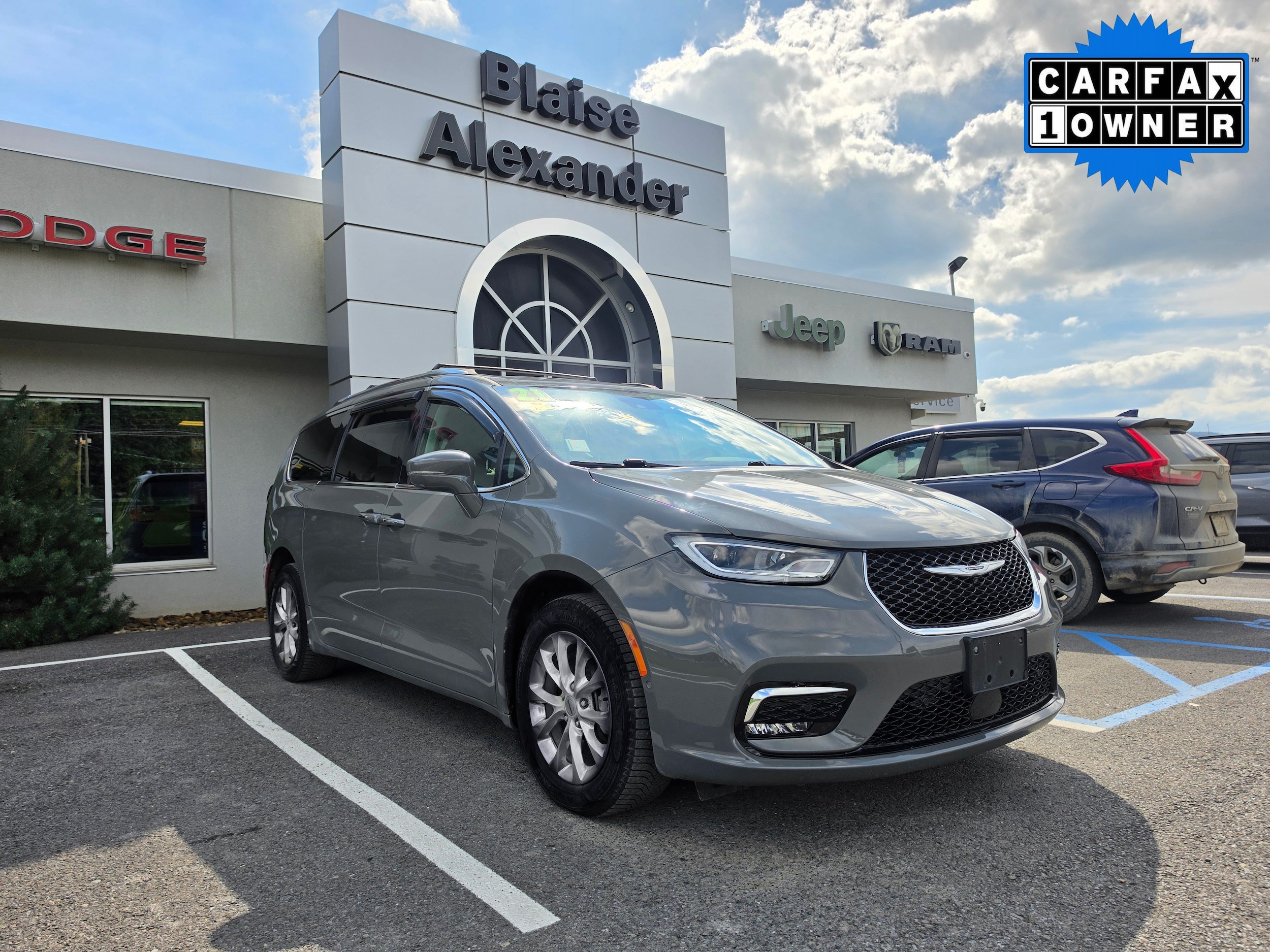 2021 Chrysler Pacifica Touring L