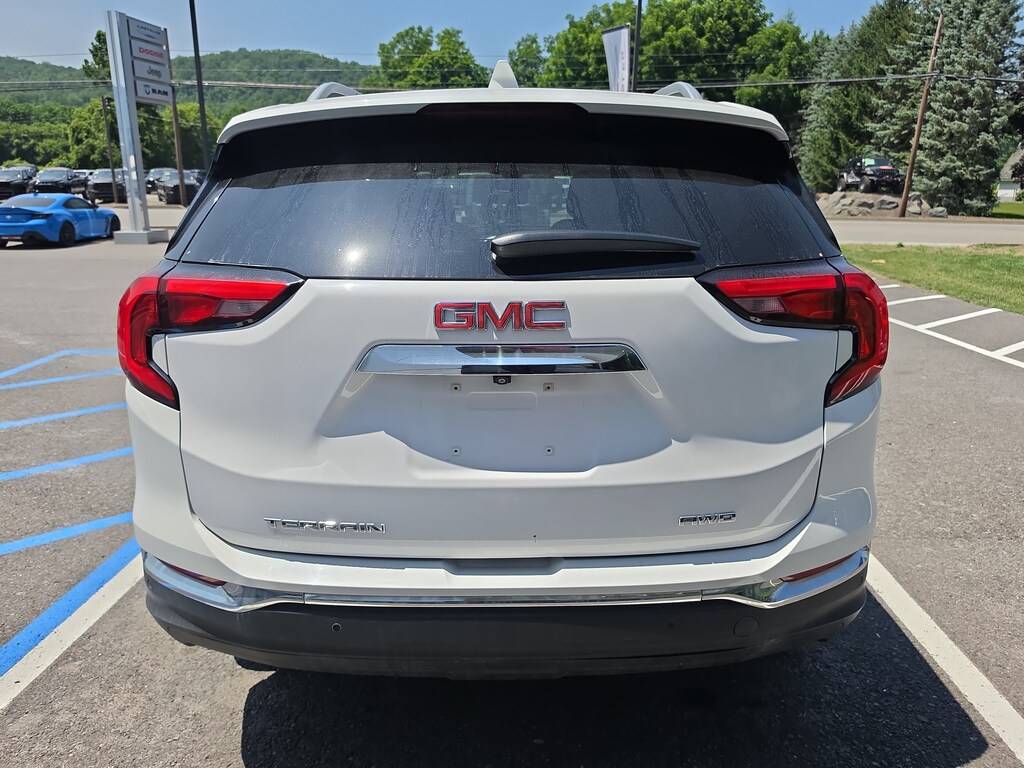 Used 2020 GMC Terrain SLT SUV