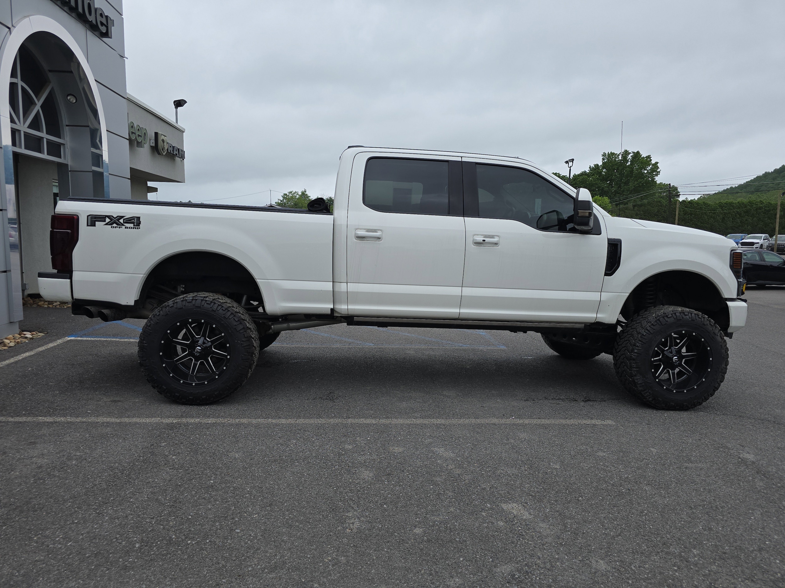 Used 2020 Ford F-350 Super Duty Lariat with VIN 1FT8W3BN5LED28971 for sale in Mansfield, PA