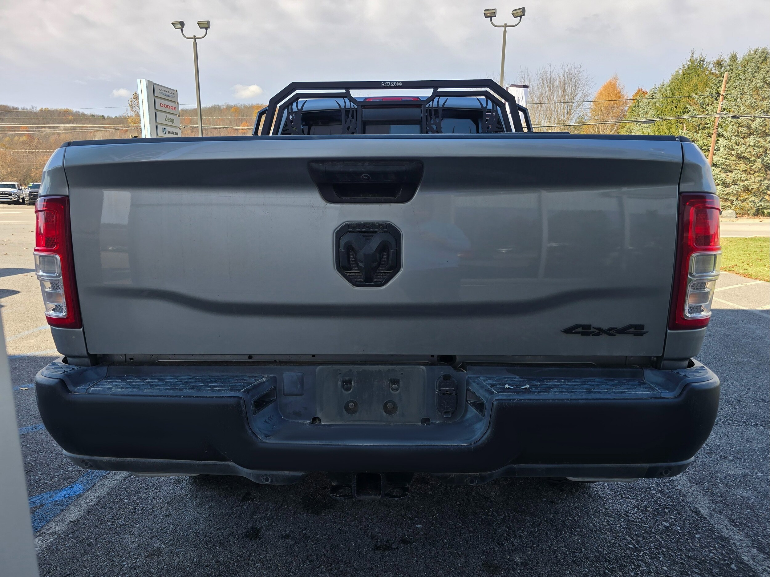 2024 Ram 2500 Tradesman photo 3