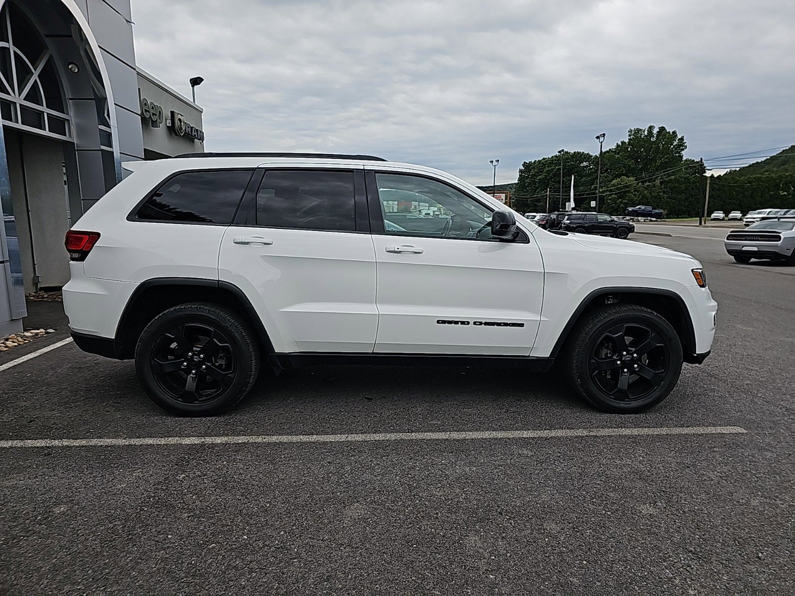 Used 2019 Jeep Grand Cherokee Upland with VIN 1C4RJFAG3KC843047 for sale in Mansfield, PA