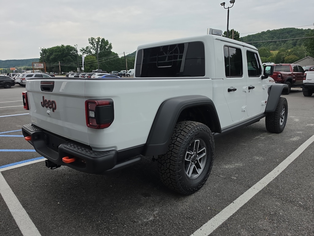 New 2026 Jeep Gladiator MOJAVE 4X4 Pickup