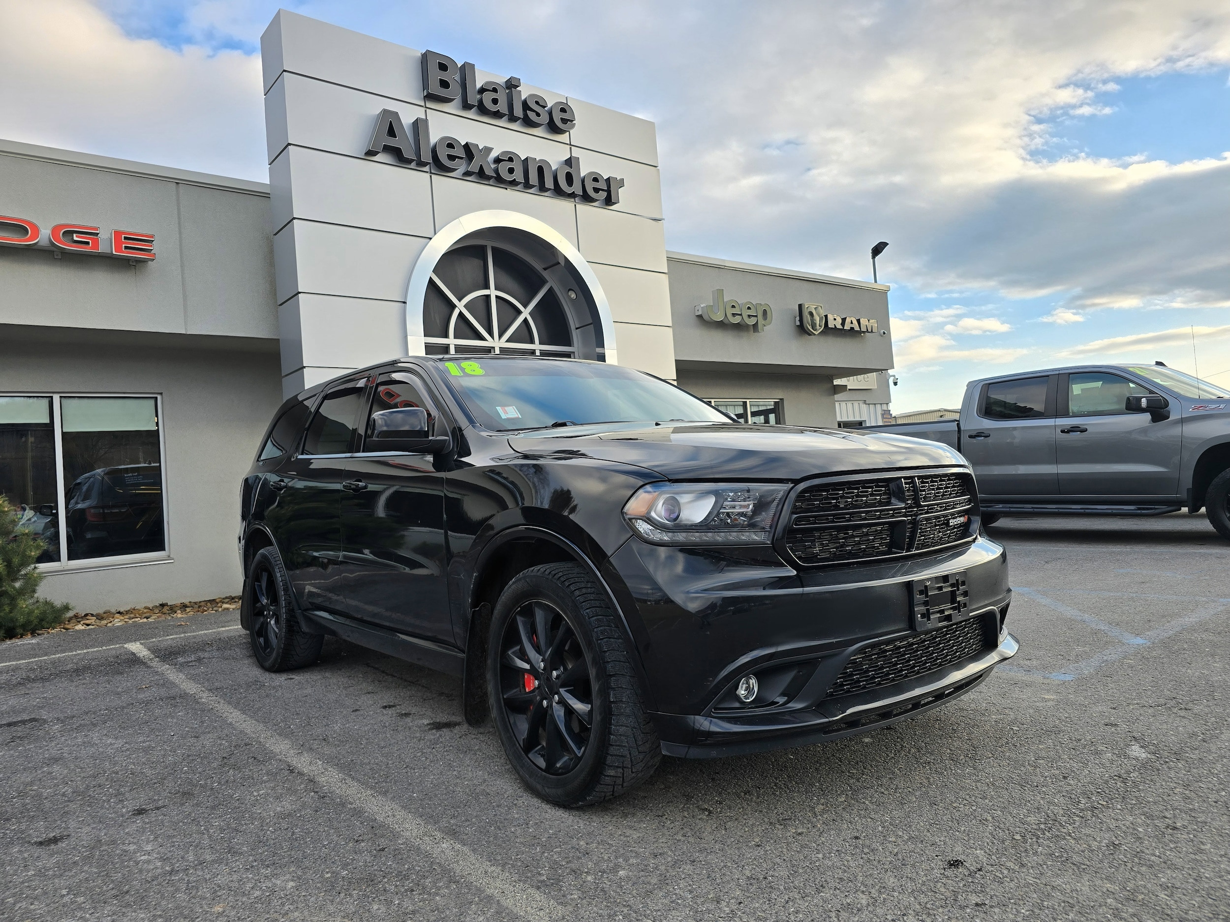2018 Dodge Durango SXT's photo