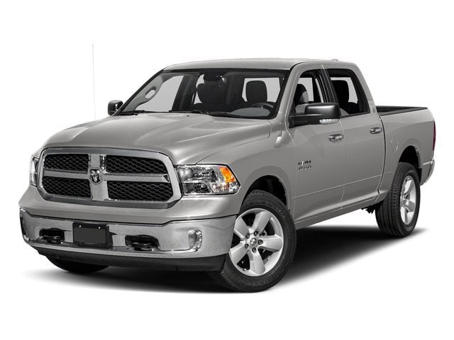 2017 RAM 1500 Lone Star 4x4 Crew Cab 5'7's photo