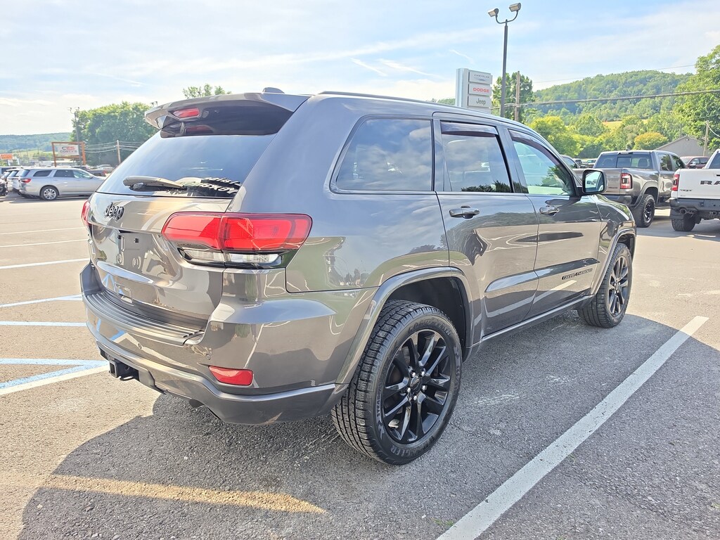 Used 2020 Jeep Grand Cherokee Altitude SUV