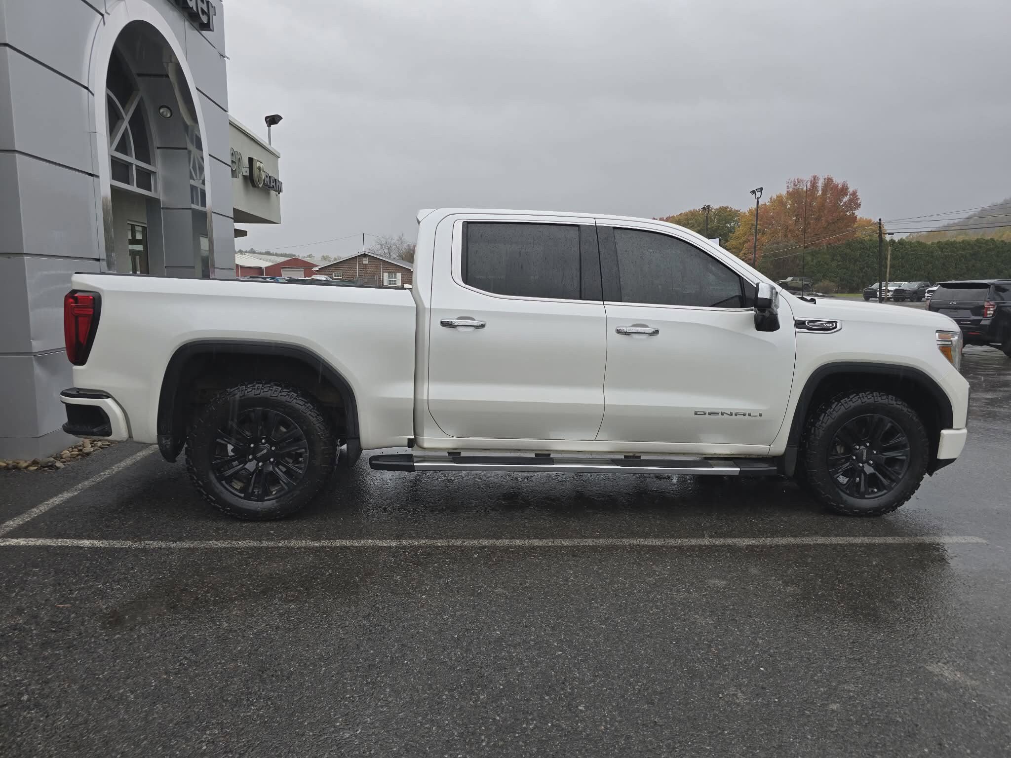 2019 Gmc Sierra 1500 Denali photo 2