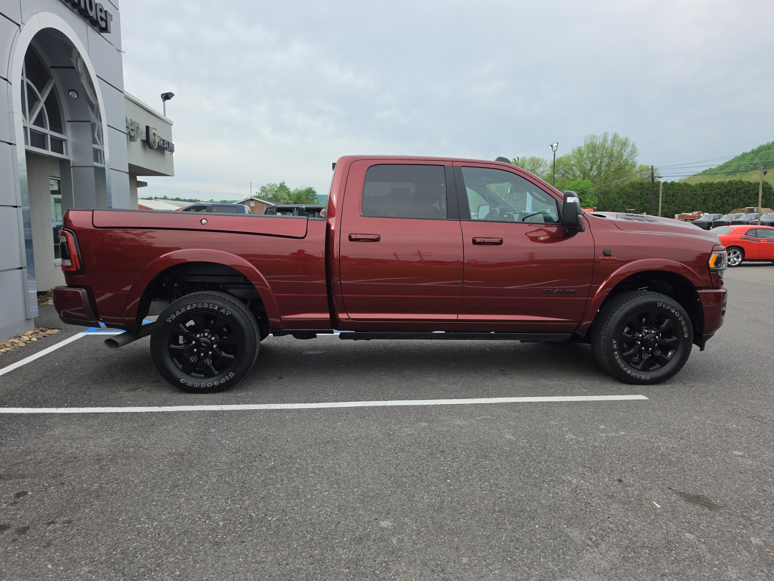 3C6UR5SL5RG102938