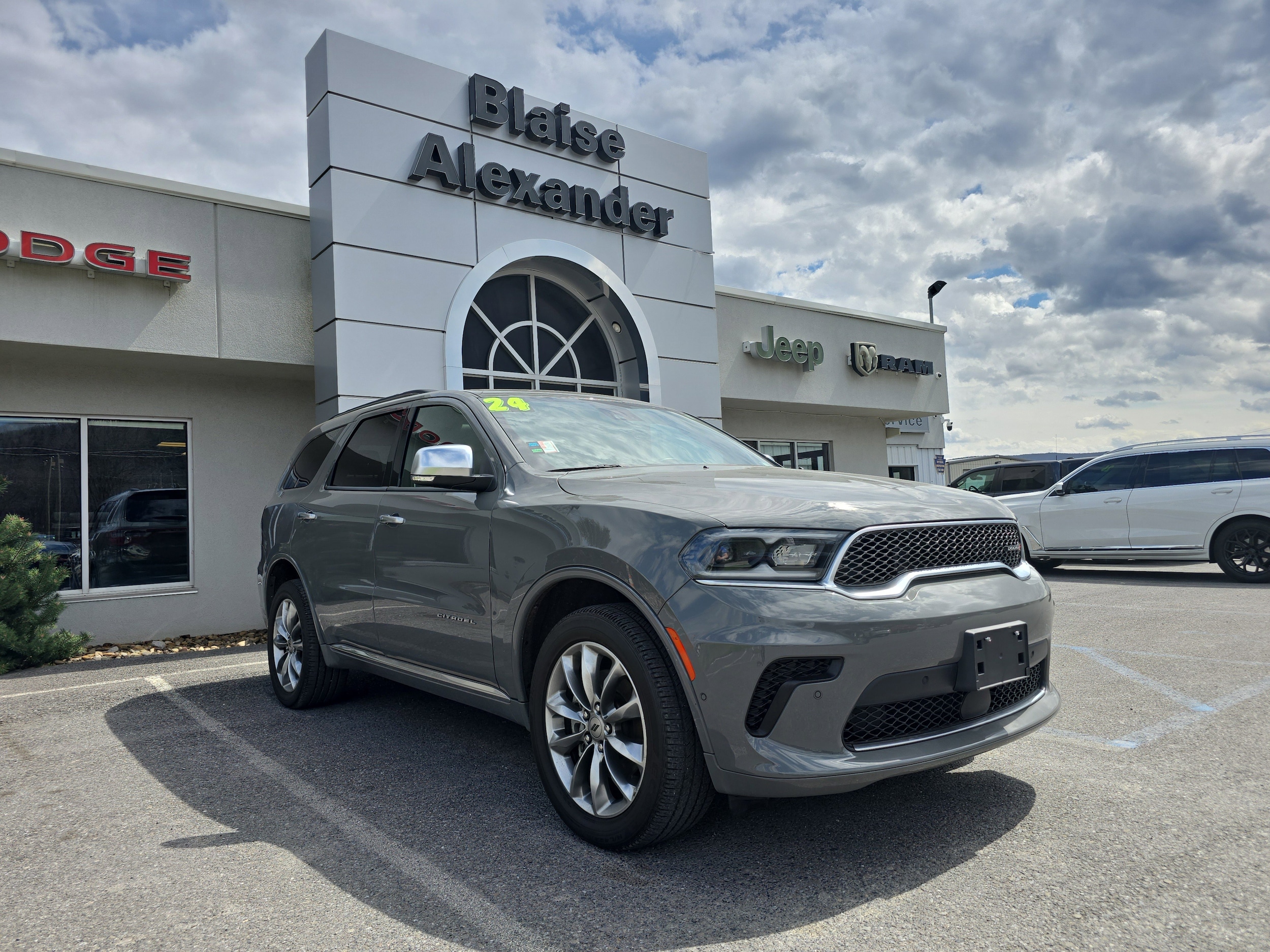 2024 Dodge Durango Citadel AWD's photo