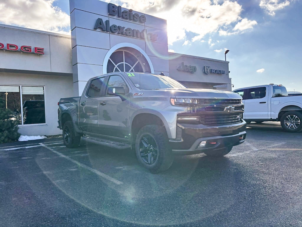 Used 2021 Chevrolet Silverado 1500 LT Trail Boss Truck Crew Cab