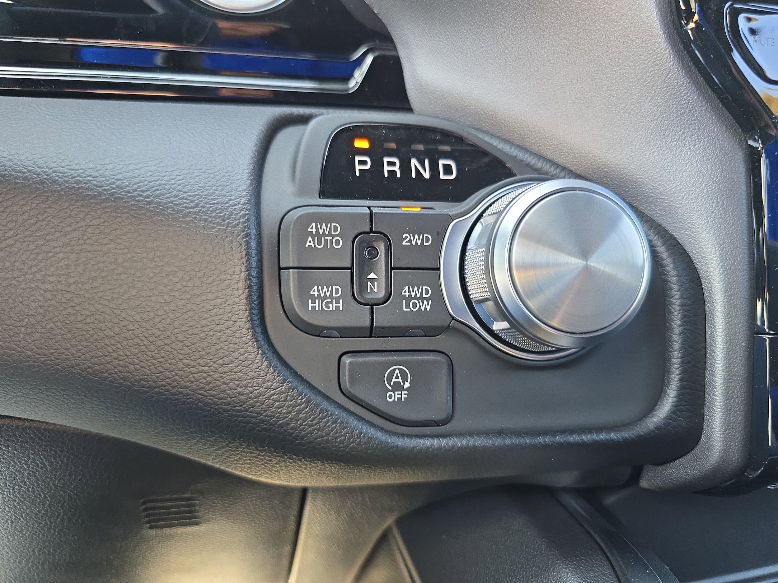 2026 RAM 1500 Laramie - Photo 26