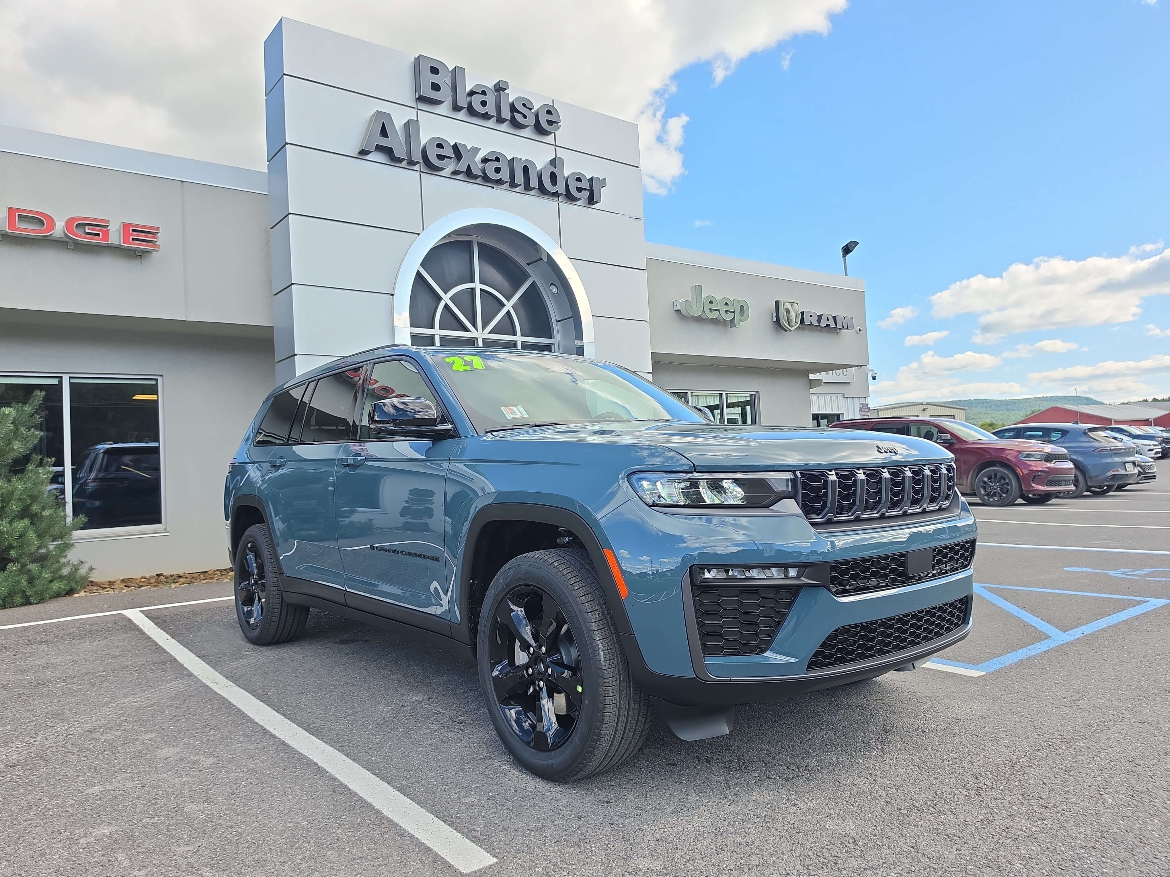 New 2027 Jeep Grand Cherokee L LIMITED 4X4 Sport Utility