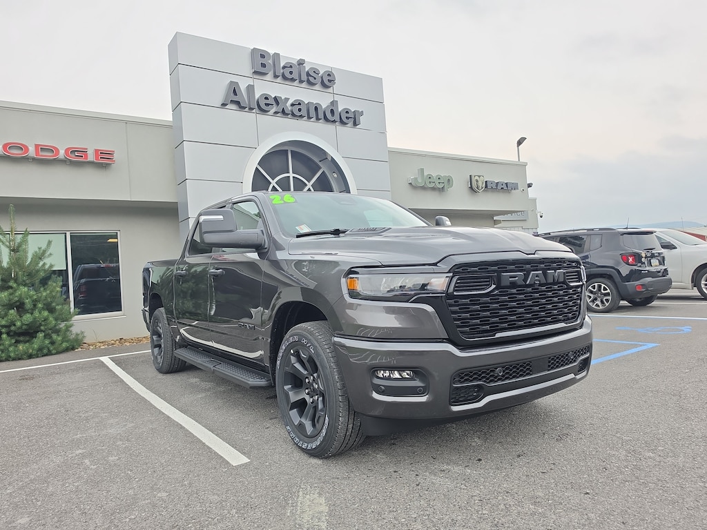 New 2026 Ram 1500 EXPRESS CREW CAB 4X4 5'7 BOX Pickup