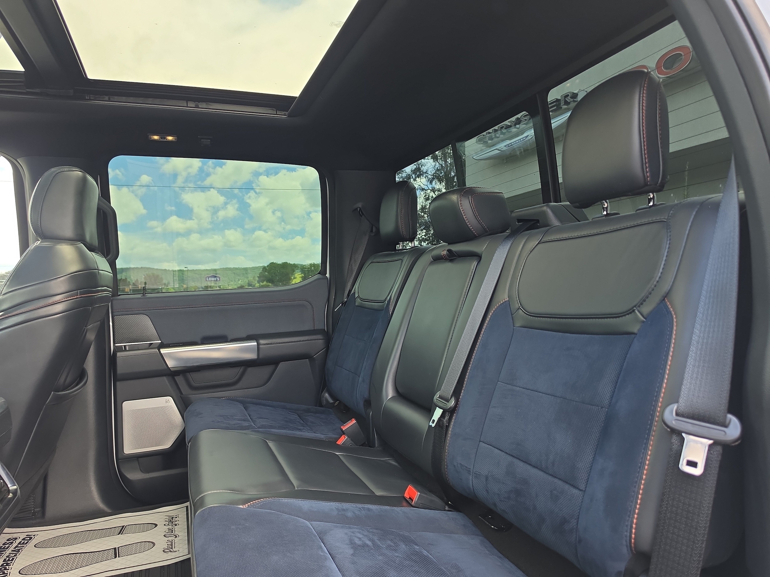 2022 Ford F-150 Raptor - Photo 13