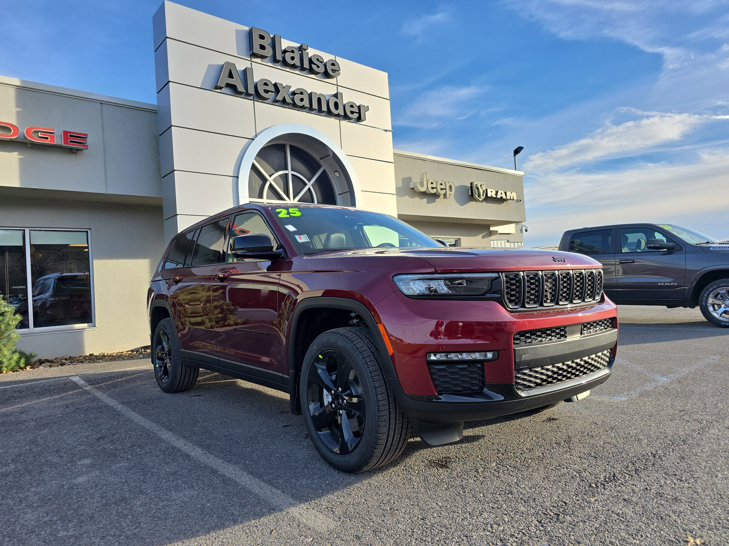 2025 Jeep Grand Cherokee L Limited's photo