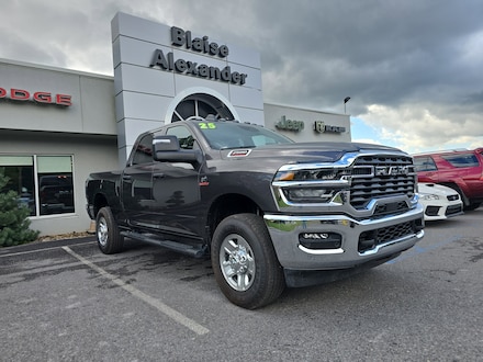 2025 Ram 2500 TRADESMAN CREW CAB 4X4 6'4 BOX Pickup