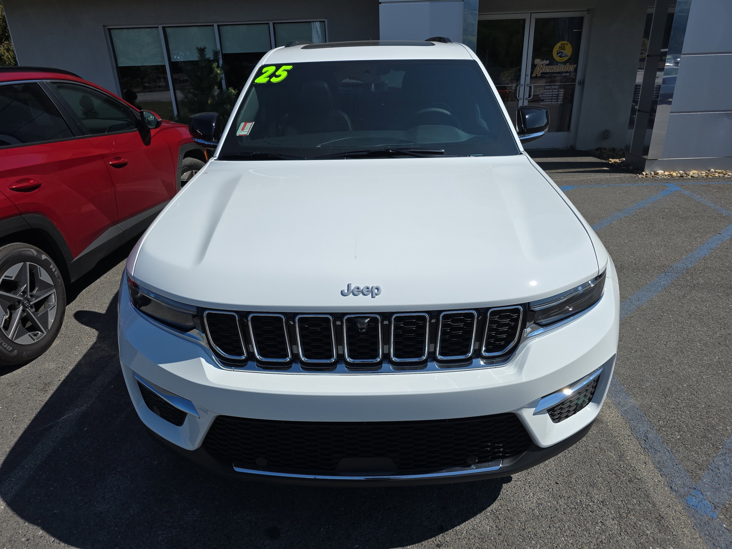 2025 Jeep Grand Cherokee Limited - Photo 9