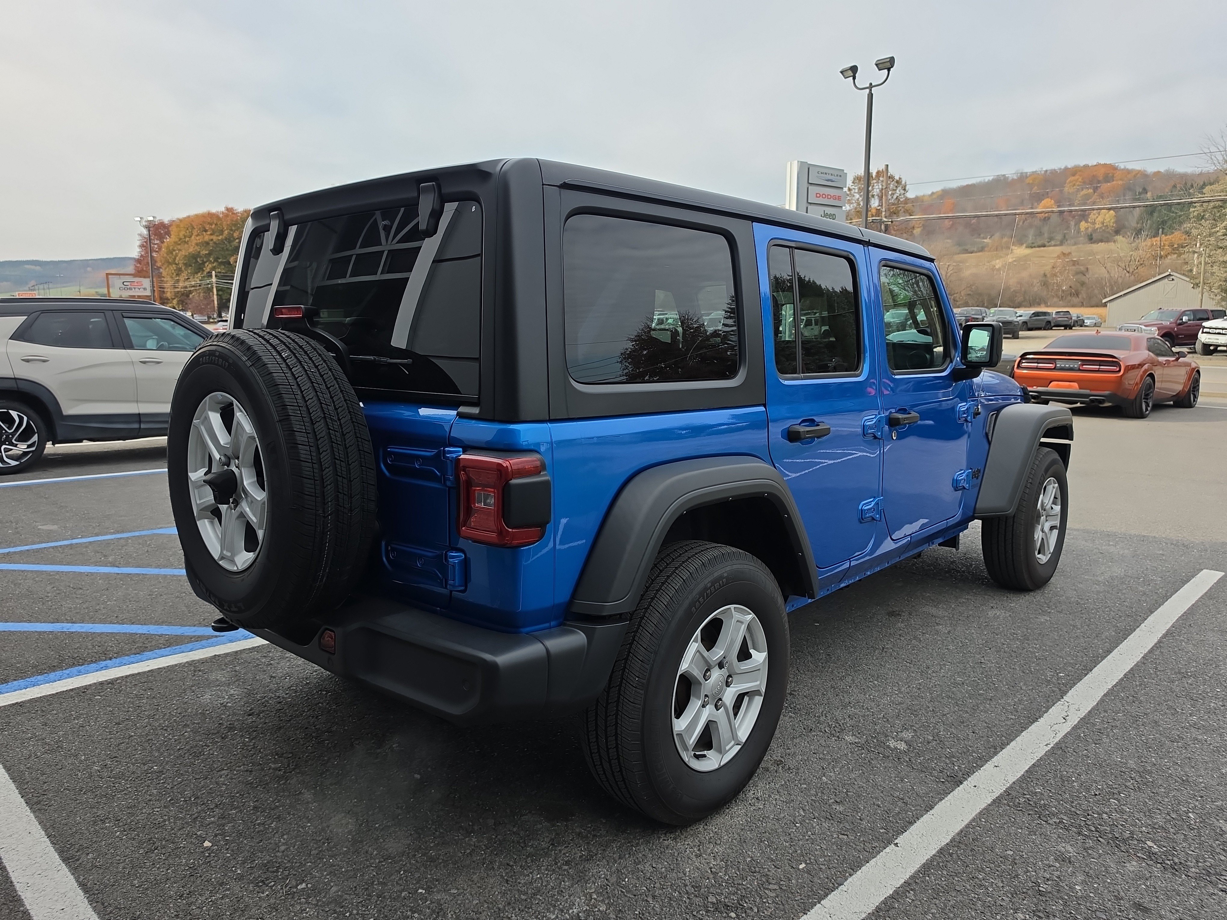 Used 2022 Jeep Wrangler Unlimited Sport SUV