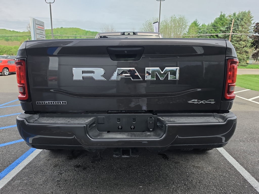 New 2026 Ram 3500 BIG HORN CREW CAB 4X4 8' BOX Pickup