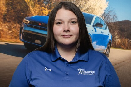 Staff member Corina Mulea from ID_5df005f085a0