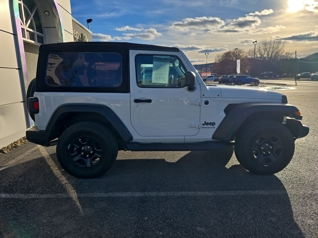 Used 2024 Jeep Wrangler Sport SUV