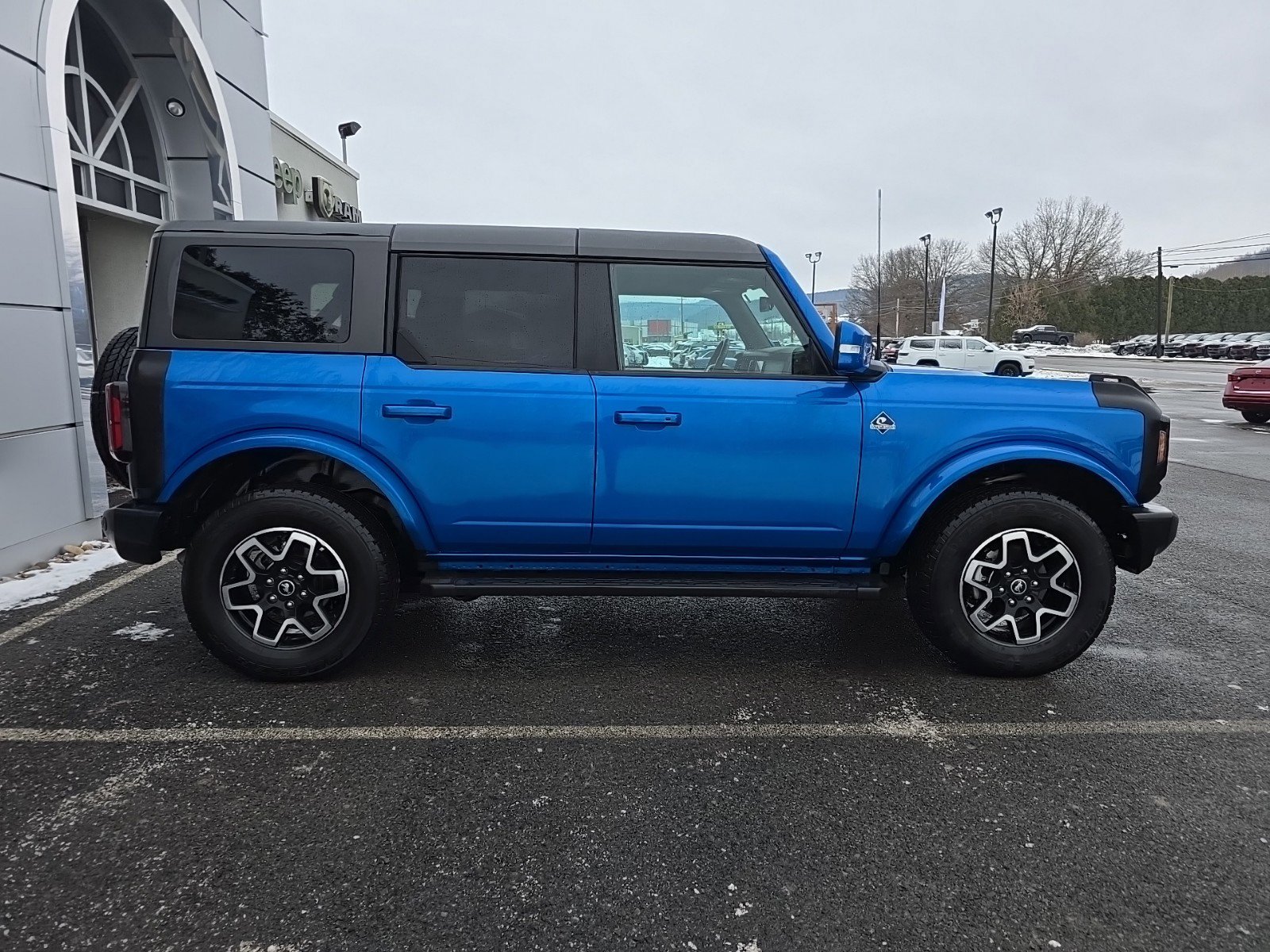 Used 2023 Ford Bronco 4-Door Outer Banks with VIN 1FMEE5BP7PLB52005 for sale in Mansfield, PA