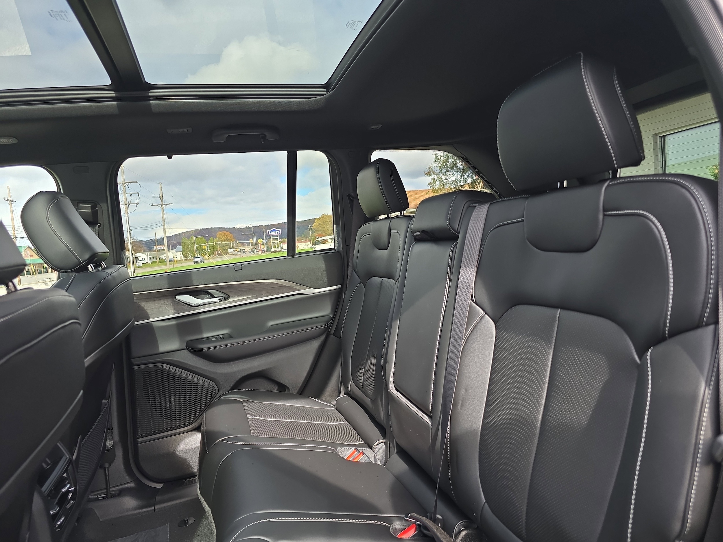 2025 Jeep Grand Cherokee Limited - Photo 14