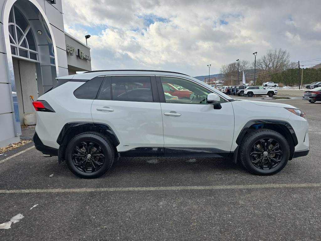Used 2023 Toyota RAV4 SE SUV
