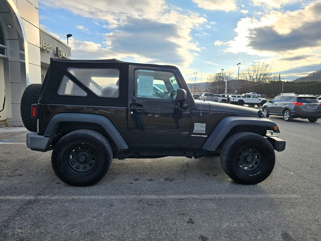 Used 2018 Jeep Wrangler JK Sport 4x4 SUV