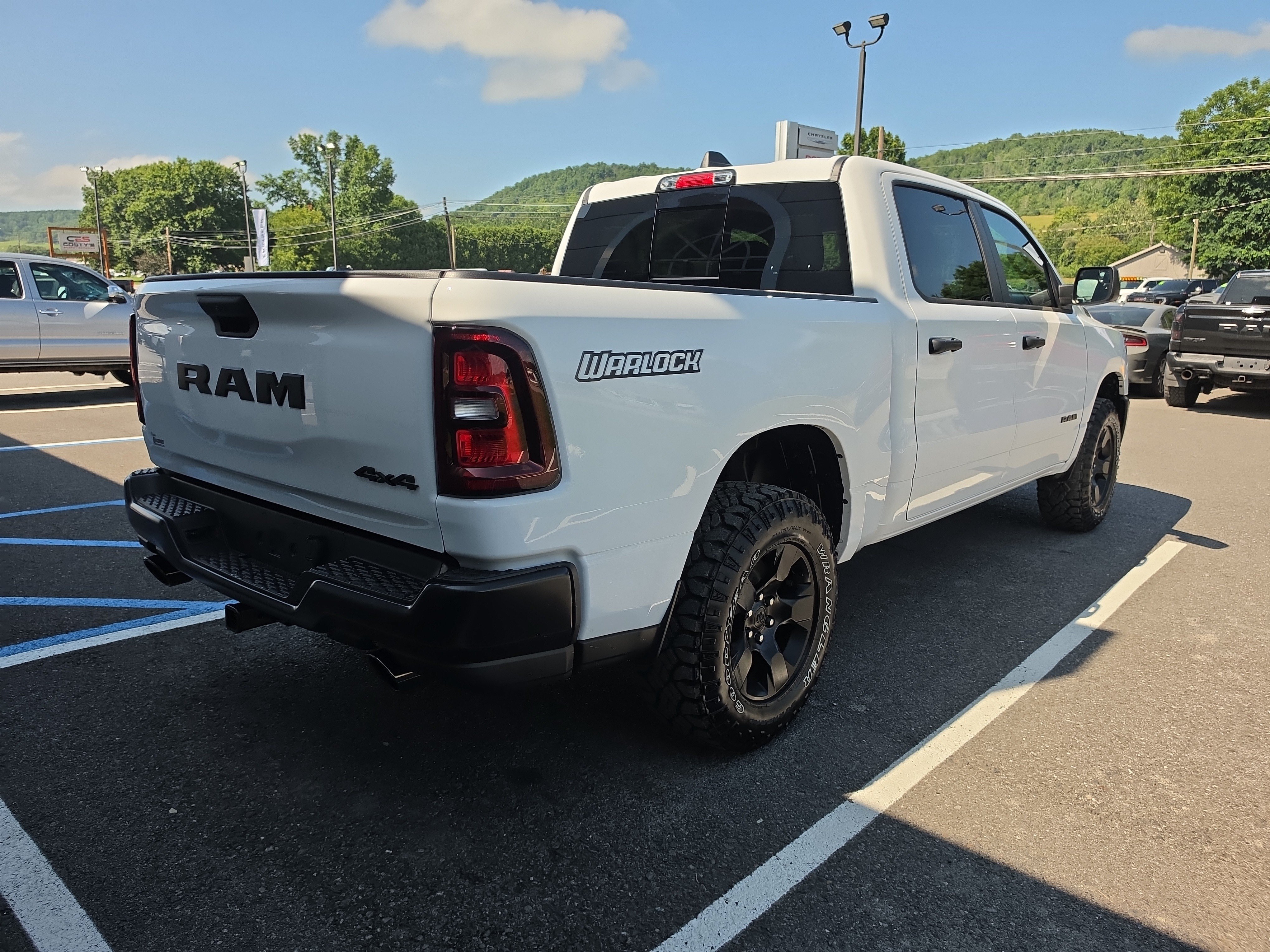 New 2026 Ram 1500 TRADESMAN CREW CAB 4X4 Pickup