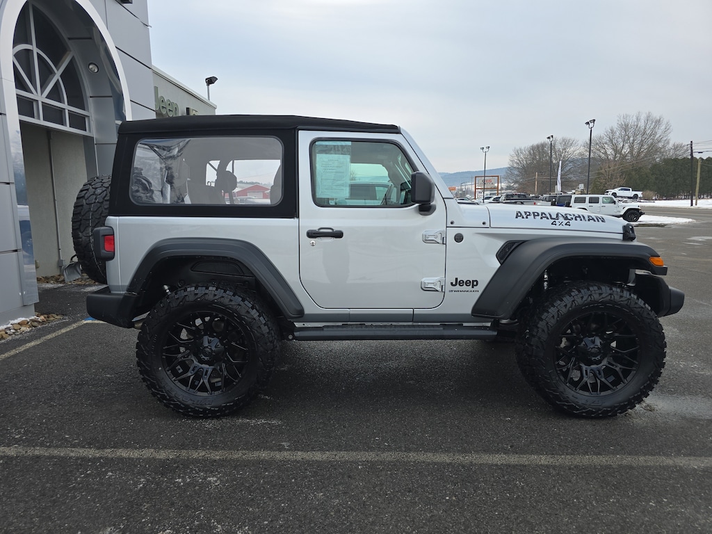 Used 2024 Jeep Wrangler Sport SUV