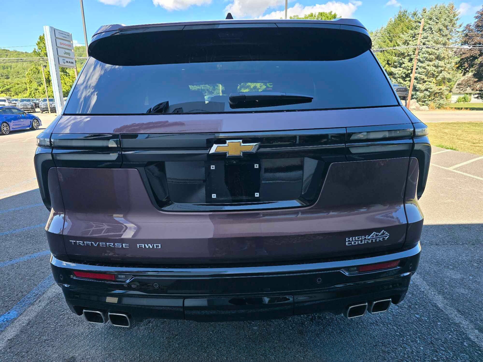 2025 Chevrolet Traverse High Country photo 4