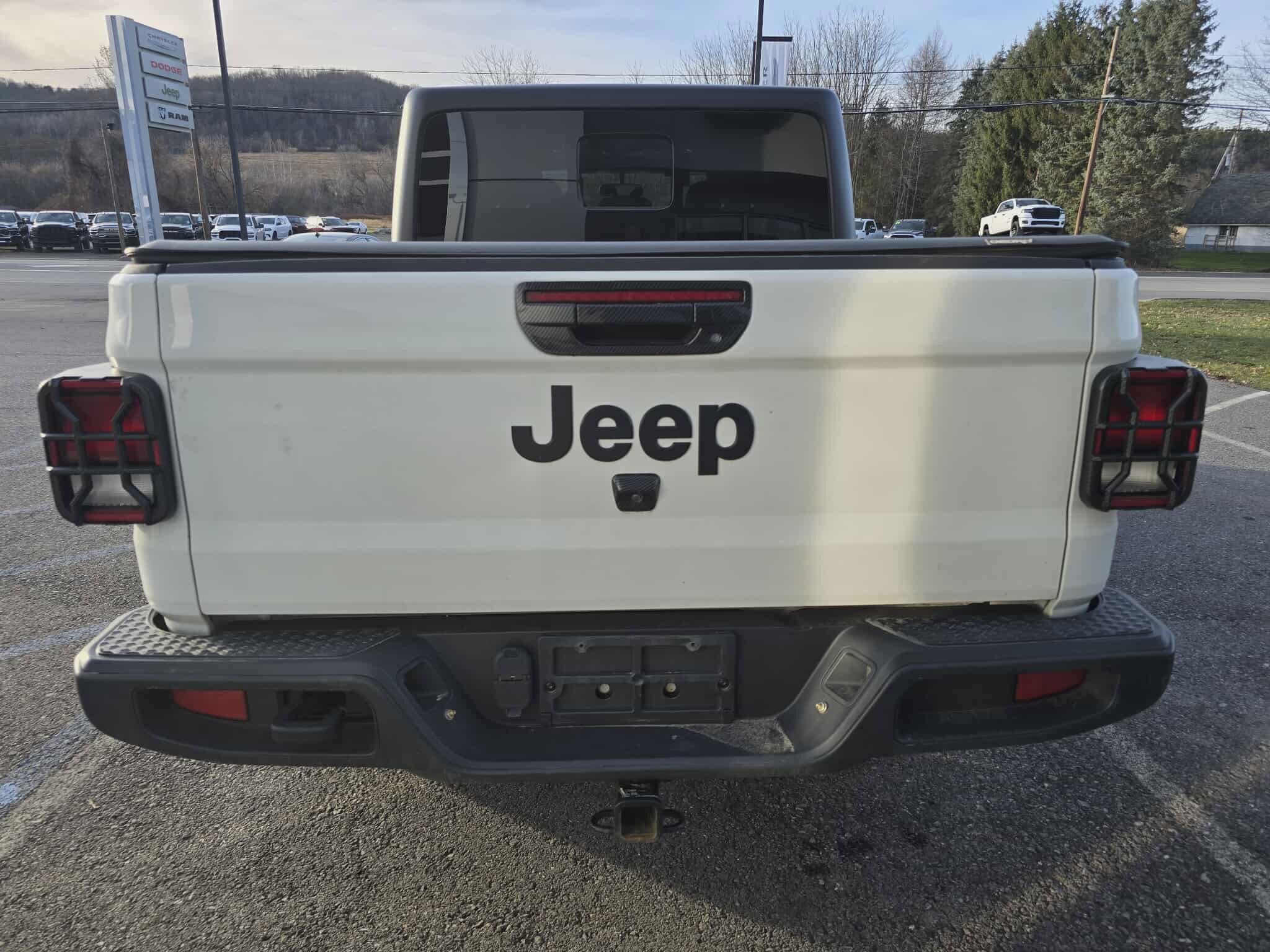 2020 Jeep Gladiator Sport S photo 4