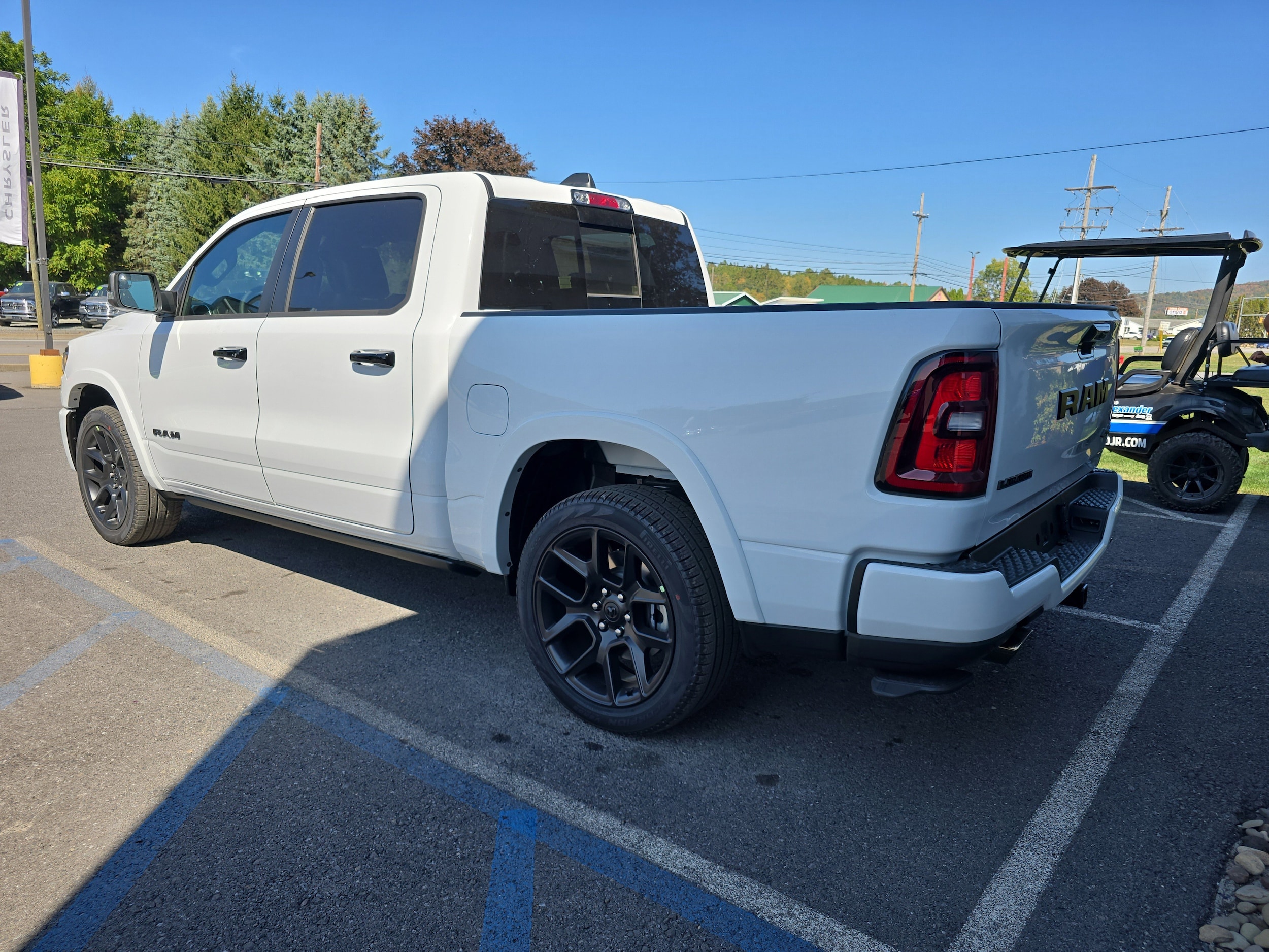 2026 RAM 1500 Laramie - Photo 6
