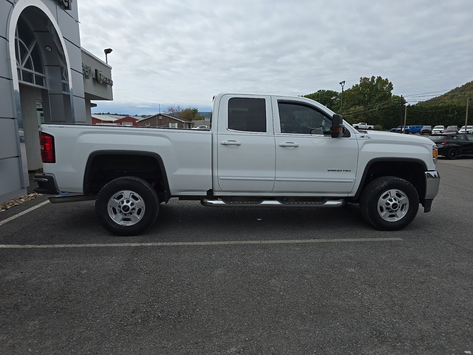 Used 2019 GMC Sierra 2500HD SLE with VIN 2GT22PEG8K1228613 for sale in Mansfield, PA