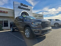 2026 Ram 1500 BIG HORN CREW CAB 4X4 5'7 BOX Pickup