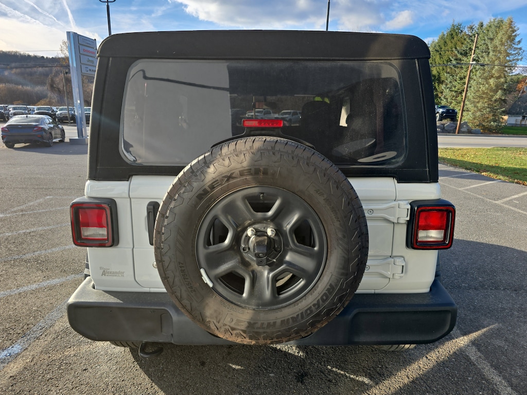 Used 2024 Jeep Wrangler Sport SUV