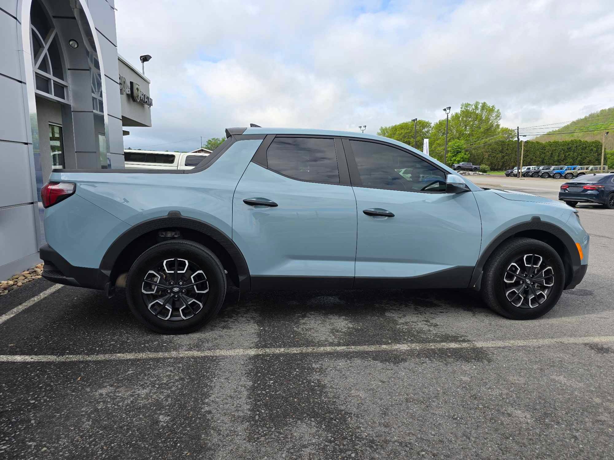 Used 2022 Hyundai Santa Cruz SEL with VIN 5NTJBDAE4NH035118 for sale in Montoursville, PA