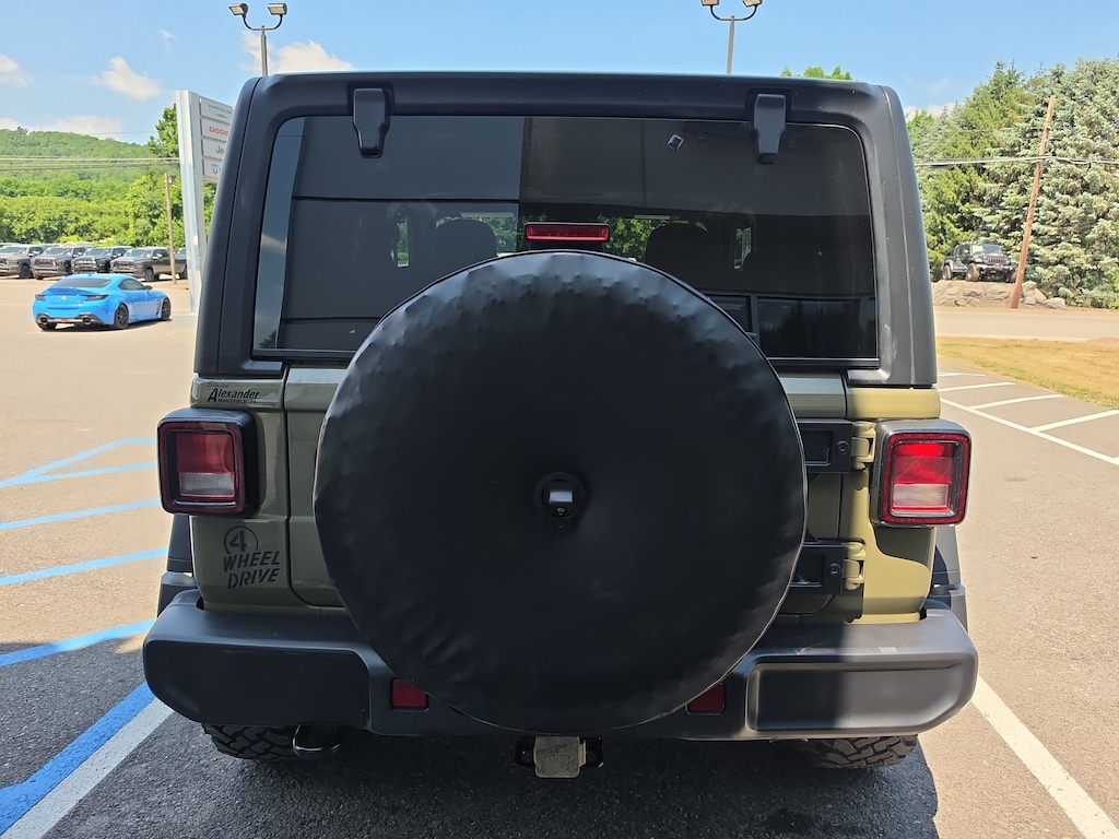 Used 2025 Jeep Wrangler Sport SUV