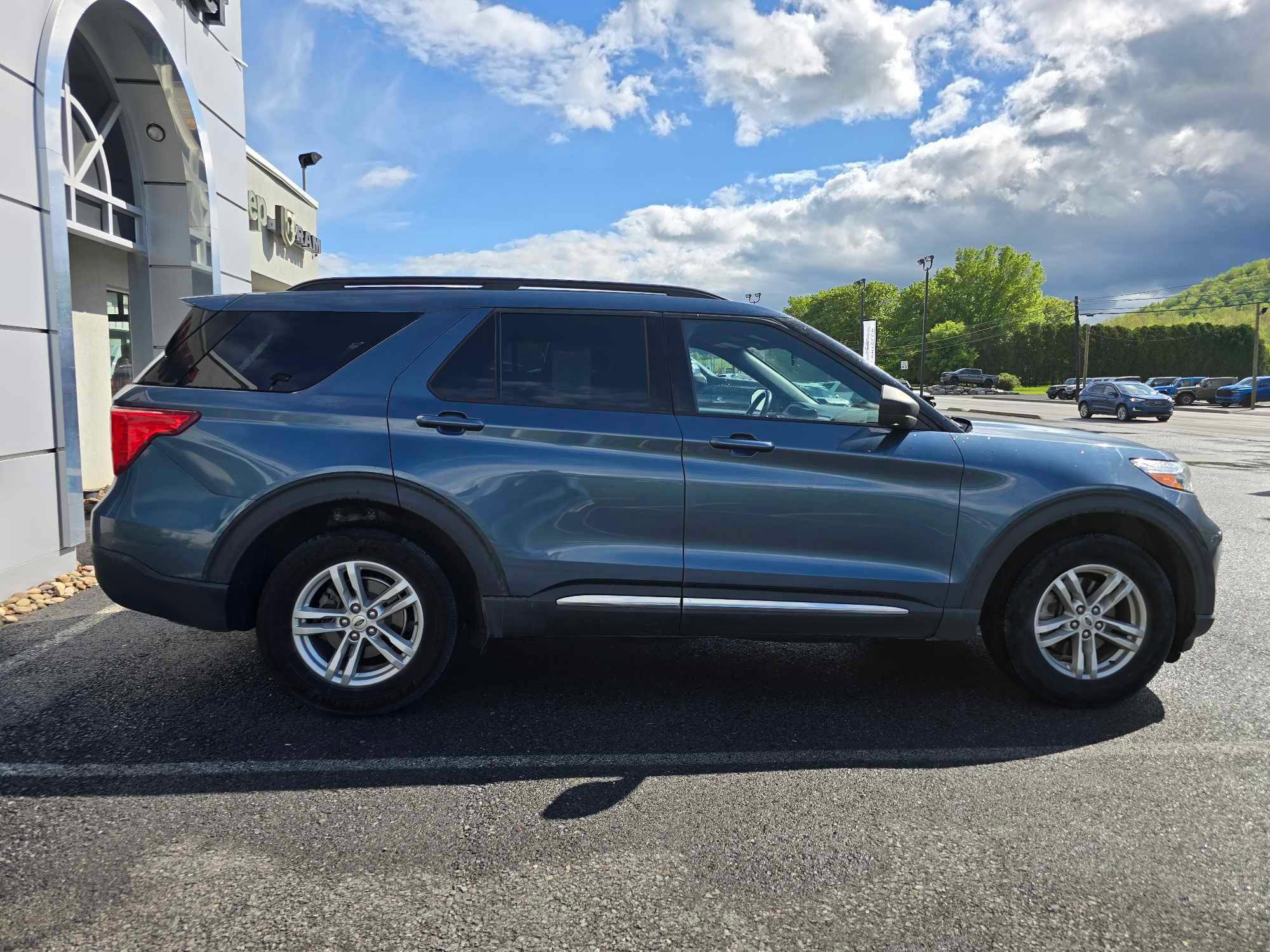 Used 2020 Ford Explorer XLT with VIN 1FMSK8DH7LGB27899 for sale in Mansfield, PA
