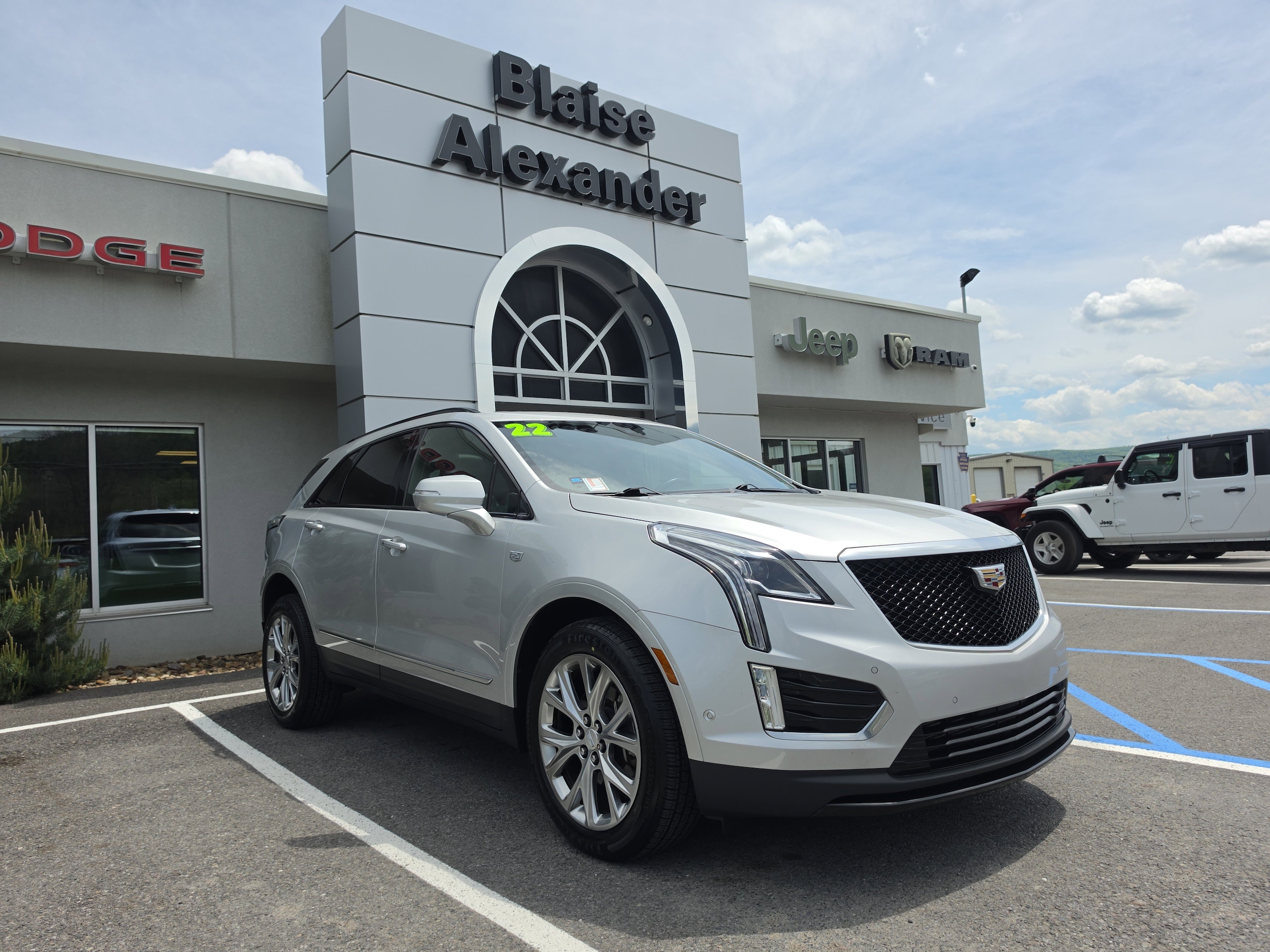 2020 Cadillac XT5 AWD Sport's photo
