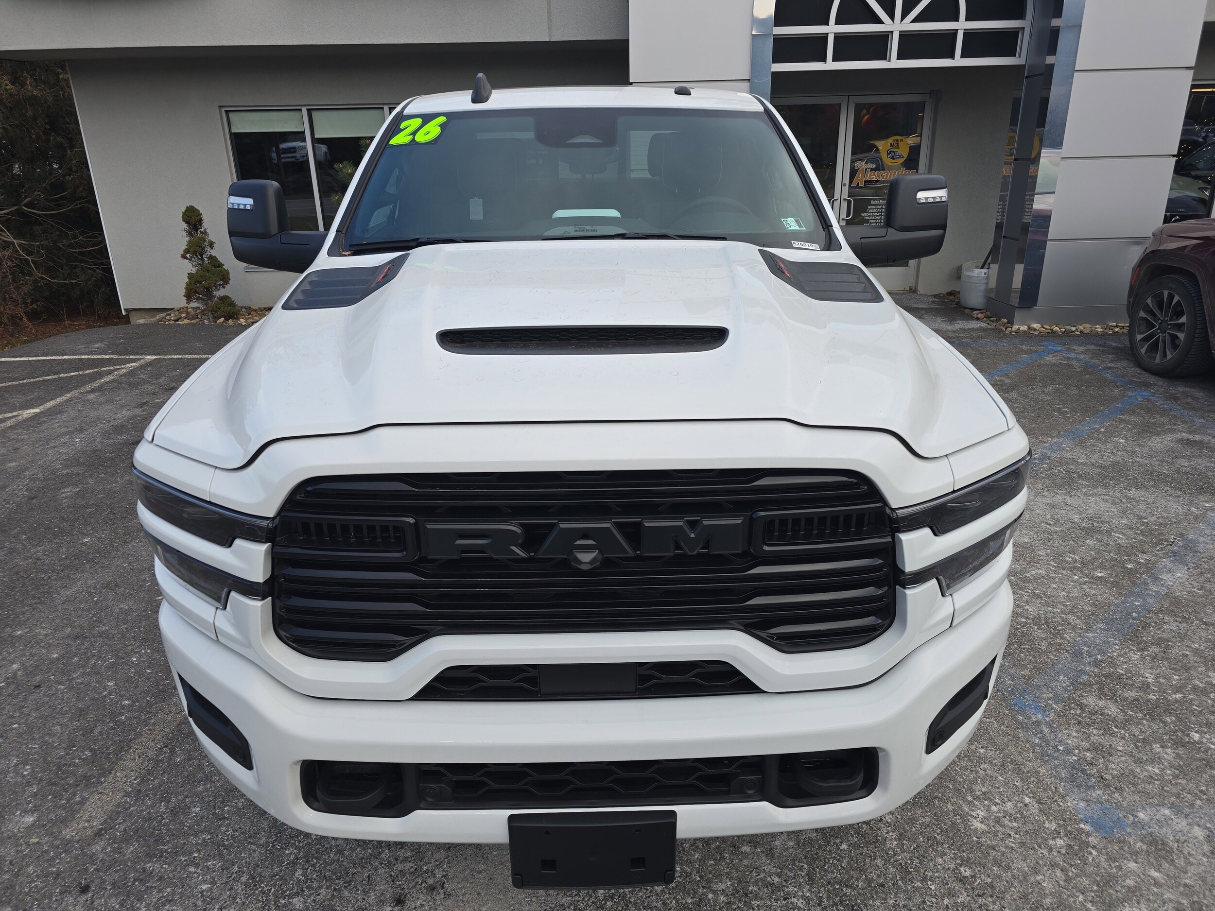 2026 RAM 2500 Laramie - Photo 9