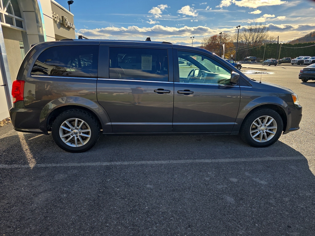 Used 2019 Dodge Grand Caravan SXT Van Passenger Van