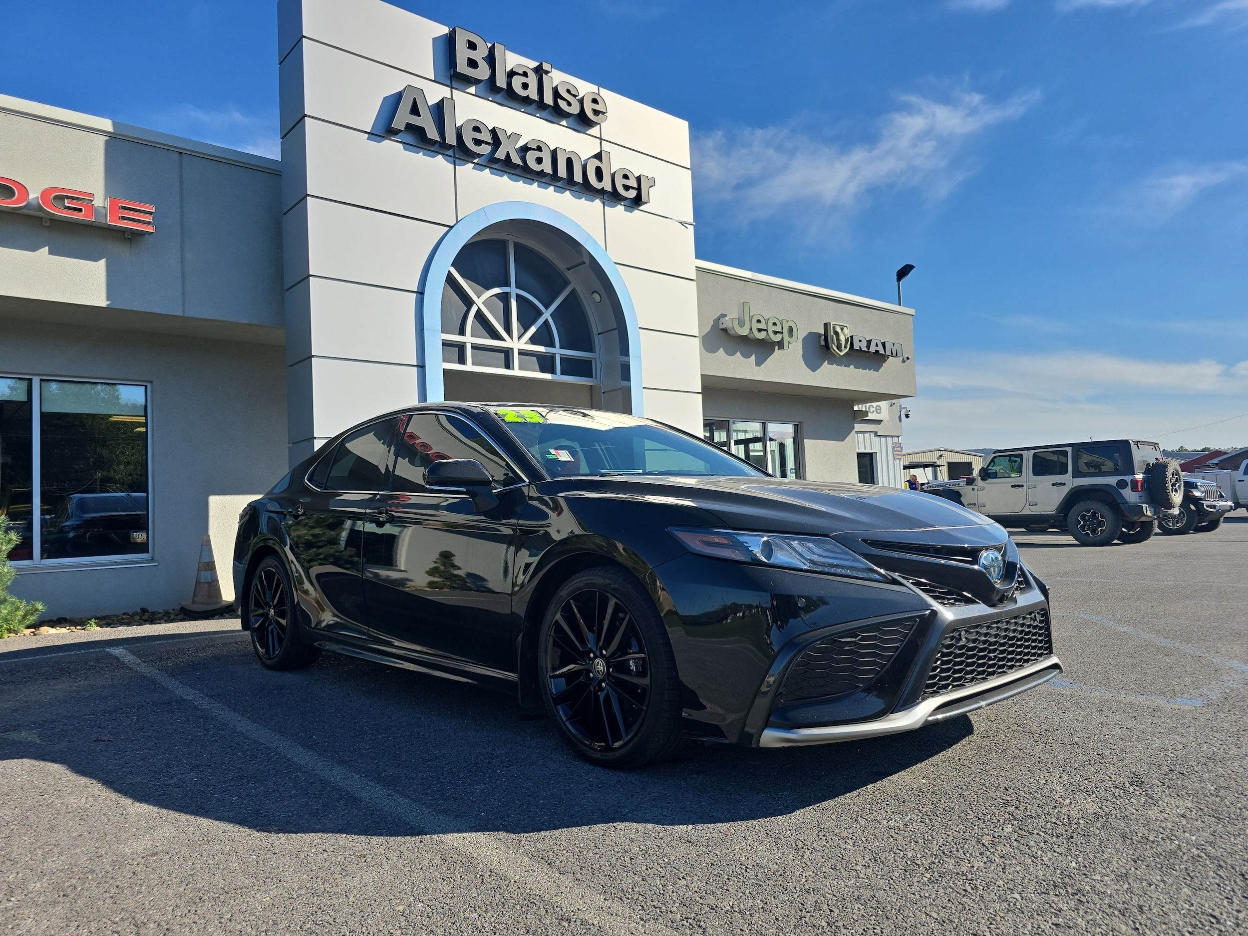 2023 Toyota Camry XSE's photo