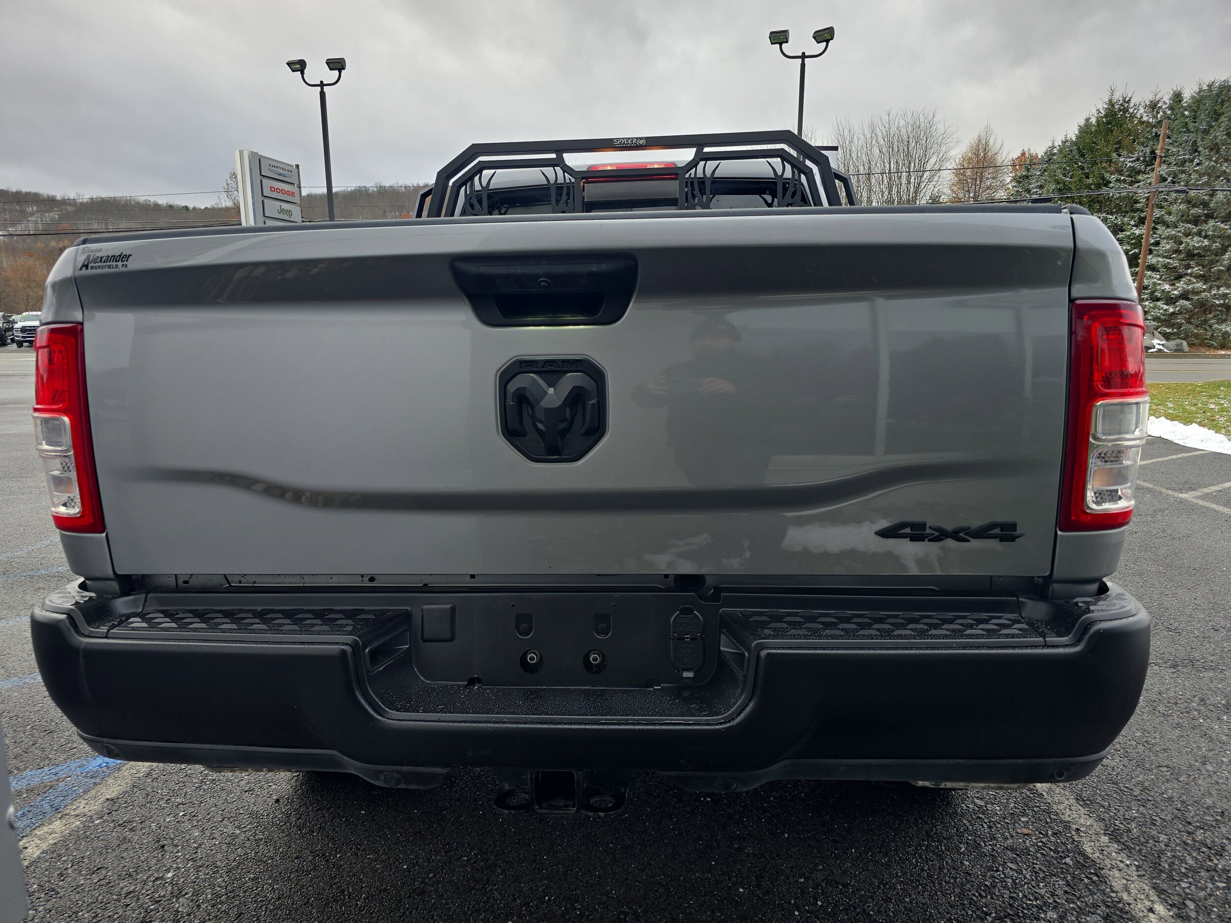 2024 Ram 2500 Tradesman photo 4