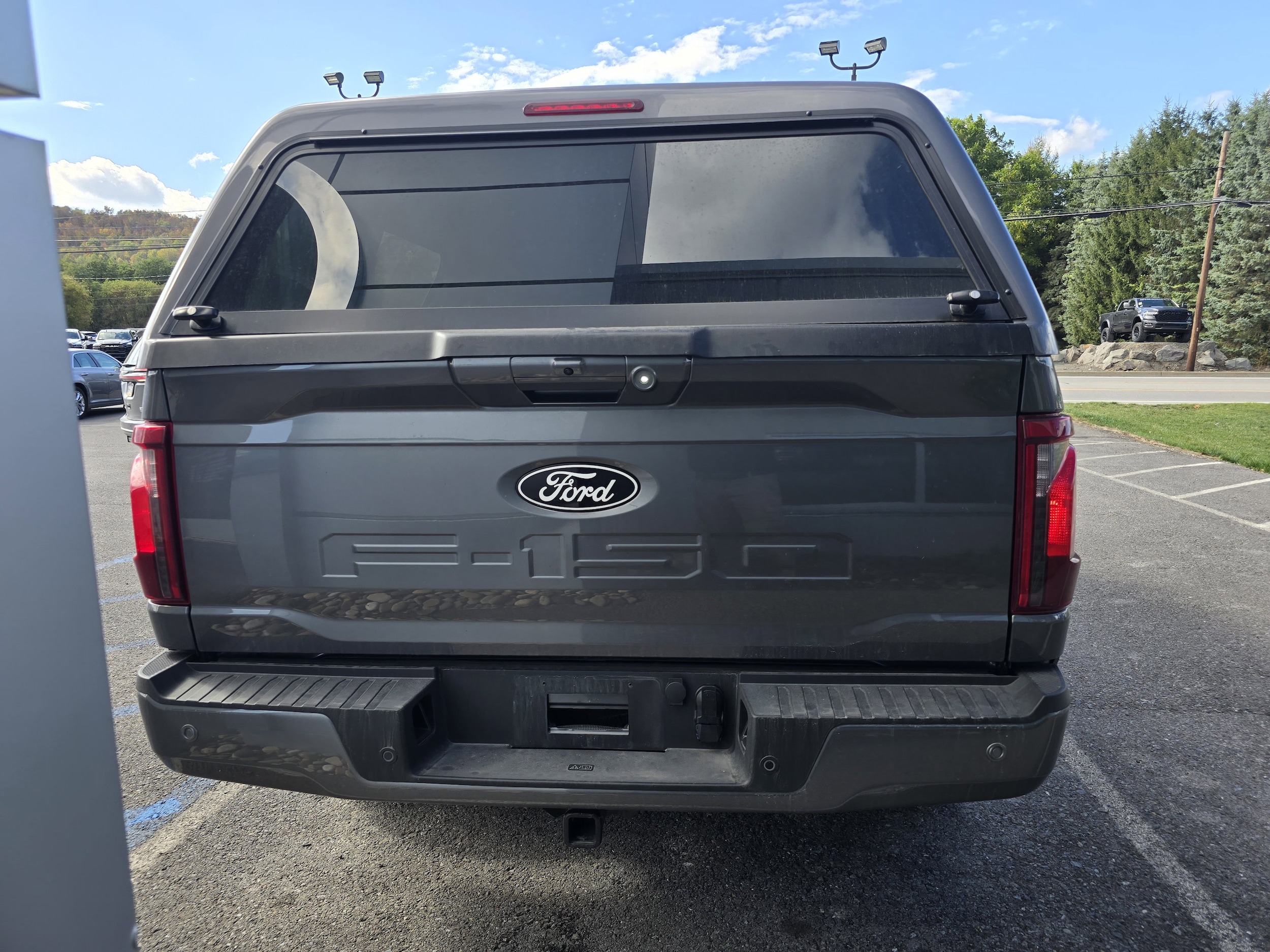 2024 Ford F-150 XLT photo 3